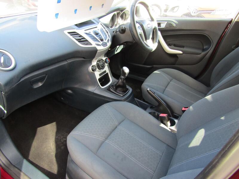 FORD FIESTA