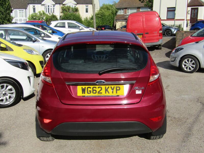 FORD FIESTA