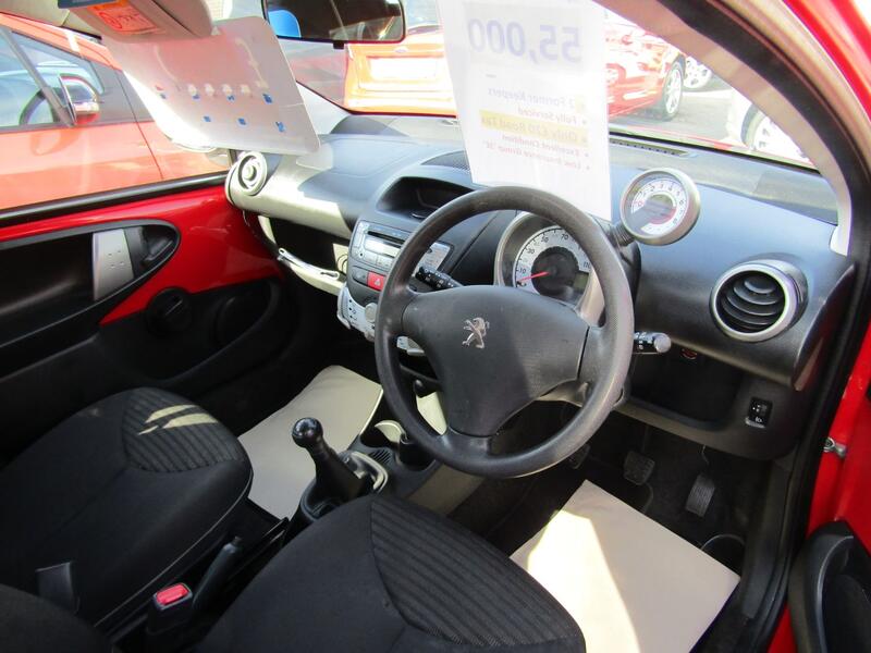 PEUGEOT 107