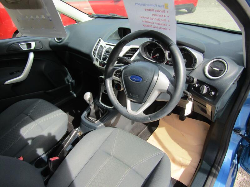 FORD FIESTA
