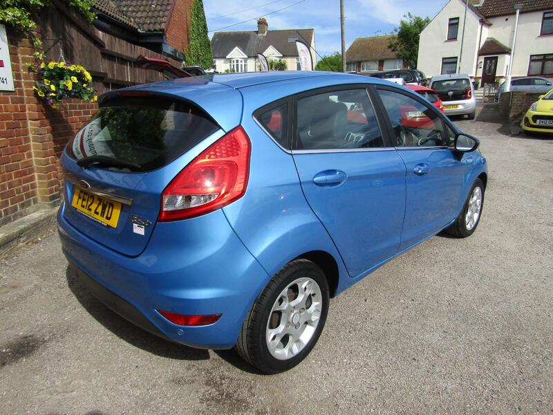 View FORD FIESTA 1.25 Zetec  2 Former Keepers, Only 40,000 miles, Service History, Lovely Low Mileage!