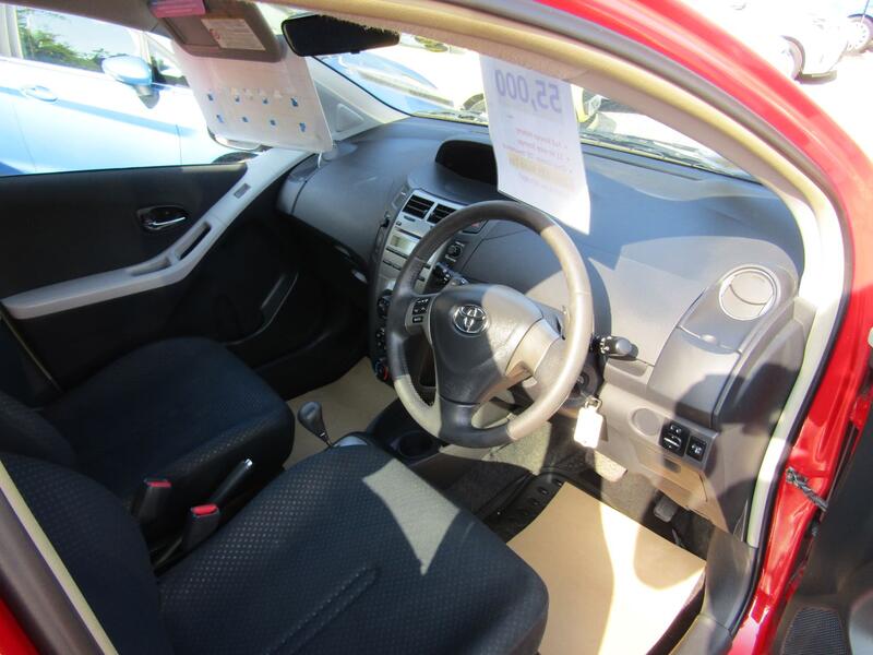 TOYOTA YARIS