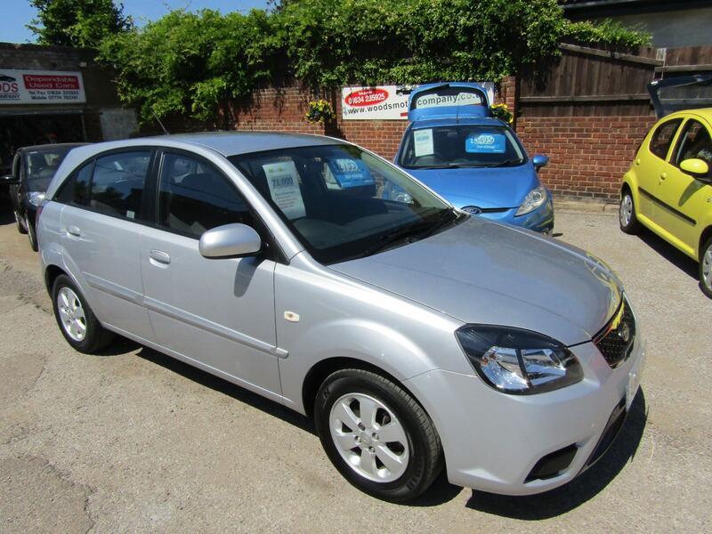 View KIA RIO 1.4 Strike  One Former Keeper, Only 71,000 miles, 8 Services,inc 4  Main Dealer Stamps
