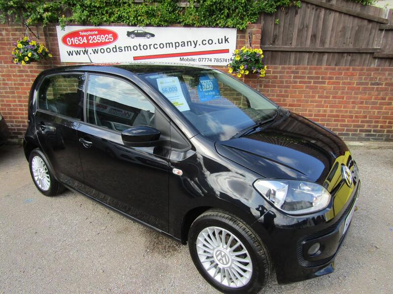 VOLKSWAGEN UP