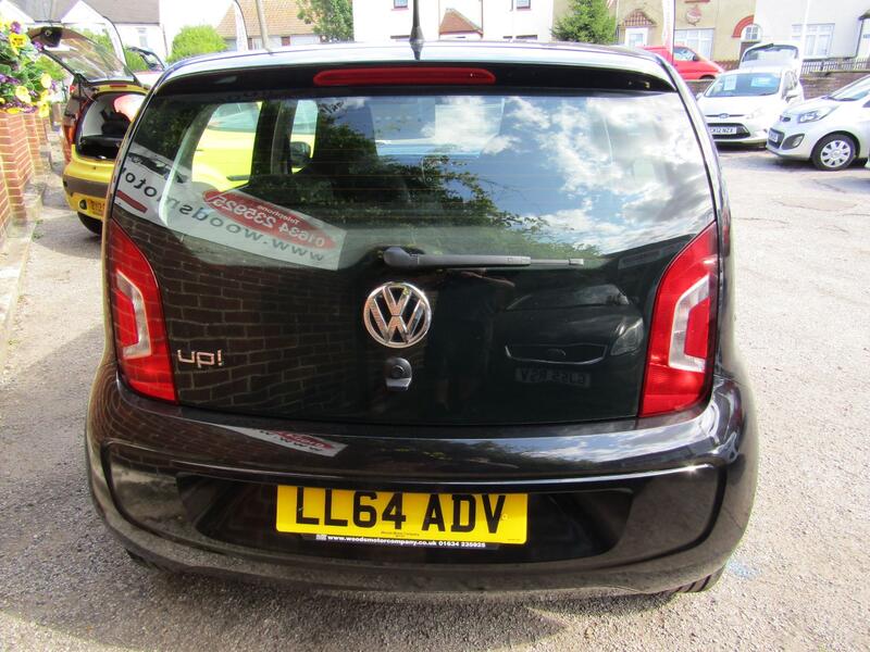 VOLKSWAGEN UP