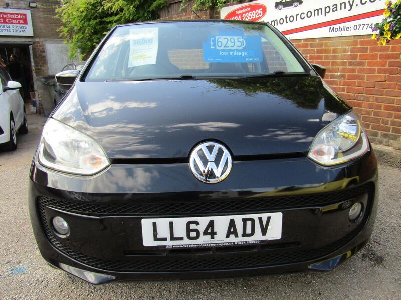 VOLKSWAGEN UP