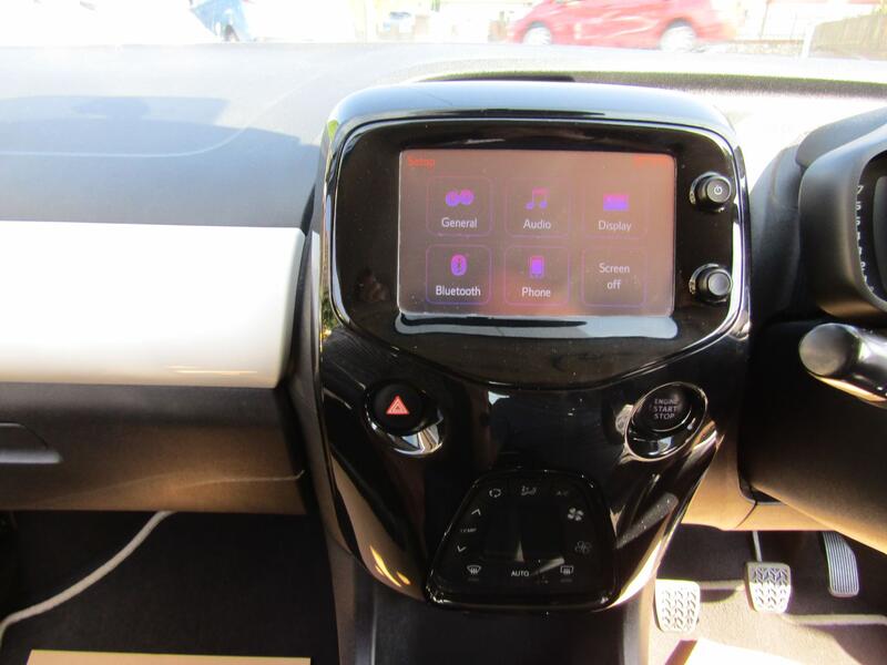 TOYOTA AYGO