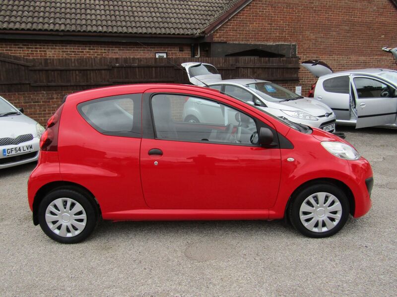 View PEUGEOT 107 ACCESS   Only 29,000 miles One Previous Keeper,  Full Service History,
