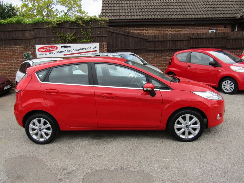 View FORD FIESTA ZETEC  Only 79,000 miles, 2 Previous Keepers,11 Service Stamps