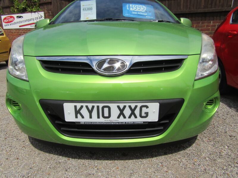 View HYUNDAI I20 COMFORT  Only 43,000 miles,  One Former Keeper, Lady Owned Since 2010