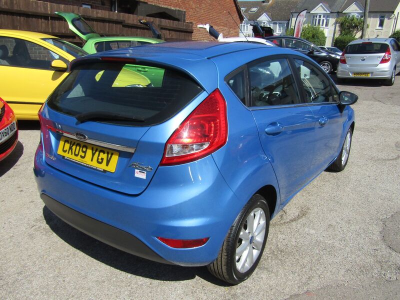View FORD FIESTA ZETEC  Only 64,000 miles,  One Former Keeper,  FSH,  9 Service Stamps.