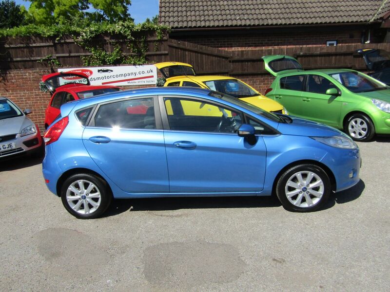 View FORD FIESTA ZETEC  Only 64,000 miles,  One Former Keeper,  FSH,  9 Service Stamps.