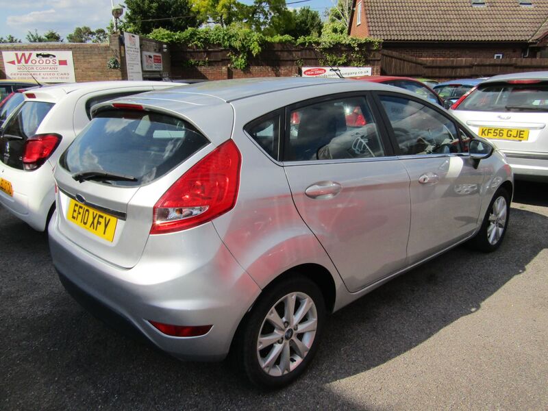 View FORD FIESTA ZETEC  Only 31,000 miles,  One Previous Keeper,  FSH, 10 Stamps, 7 Ford Stamps.