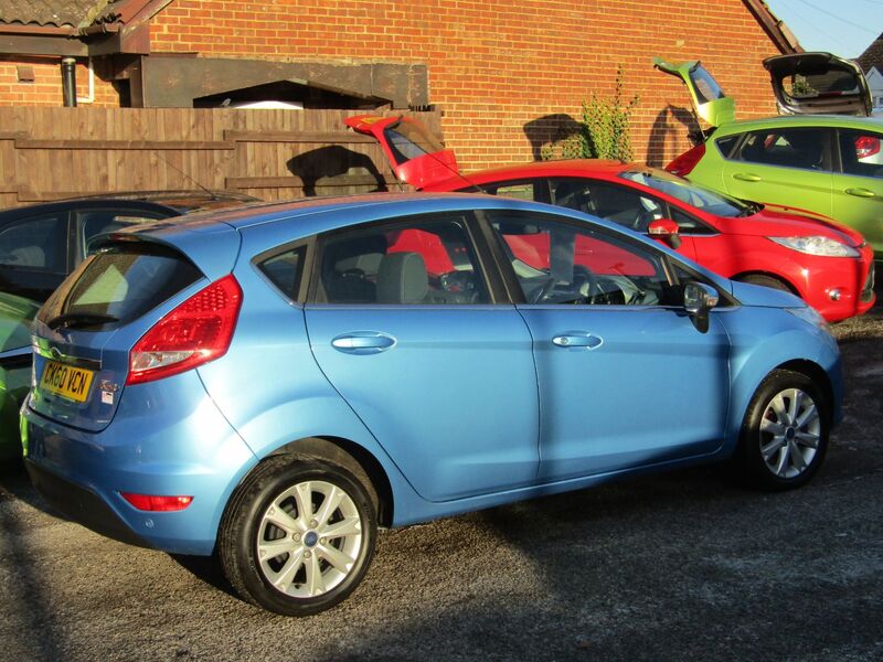 View FORD FIESTA ZETEC   Only 33,000 miles,  2 Former Keepers, FSH,  Ford Main Dealer History