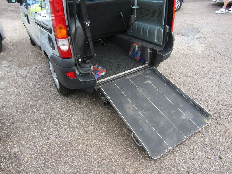 View RENAULT KANGOO AUTHENTIQUE 16V  Wheelchair Access Car,  Only 64,000 miles