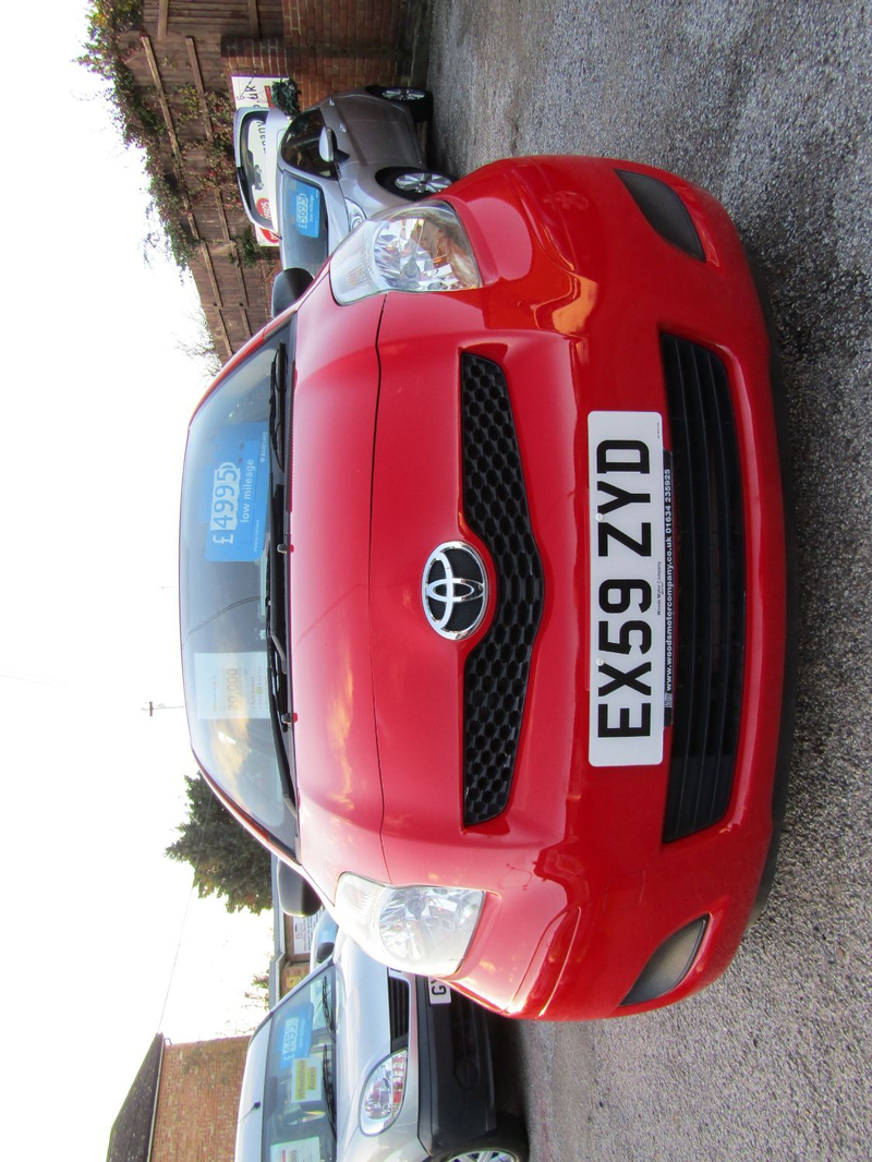 View TOYOTA YARIS VVT-I T2  ONE LADY OWNER,  Only 20,000 miles,  9 Toyota Main Dealer Service Stamps In Service Book