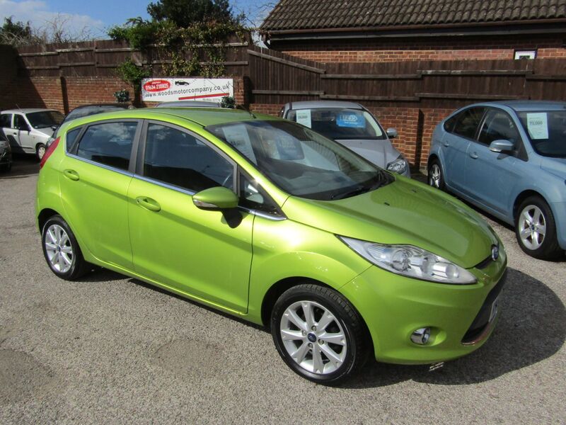 View FORD FIESTA ZETEC   Only 44,000 miles,   One Former  Keeper,  Full Ford Service History,  12 Ford Stamps