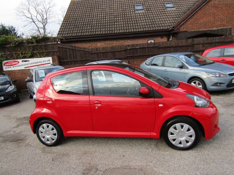 View TOYOTA AYGO VVT-I MOVE  Only 74,000 miles,  2 Former Keepers