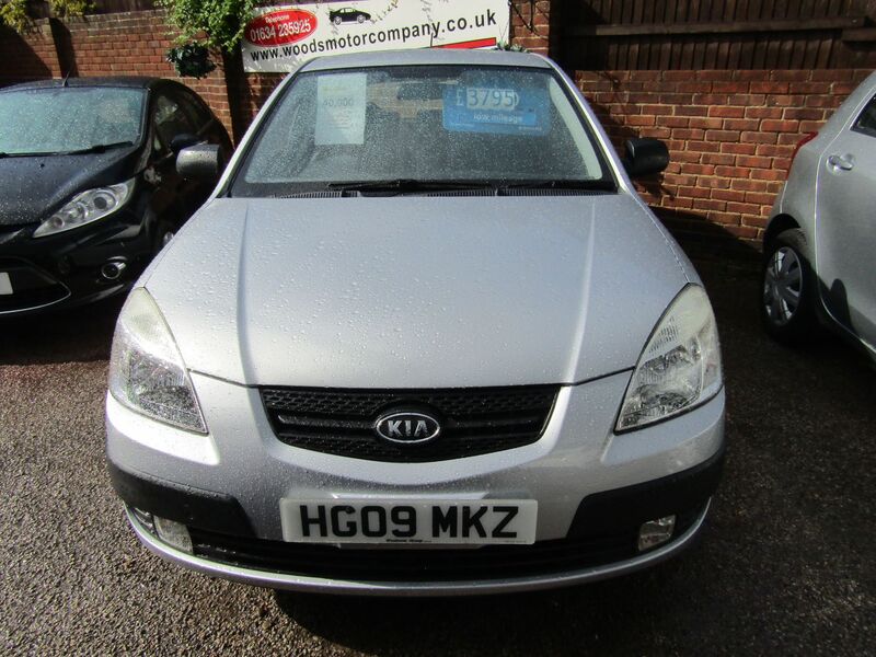 View KIA RIO CHILL   Only 40,000 miles,  Service History