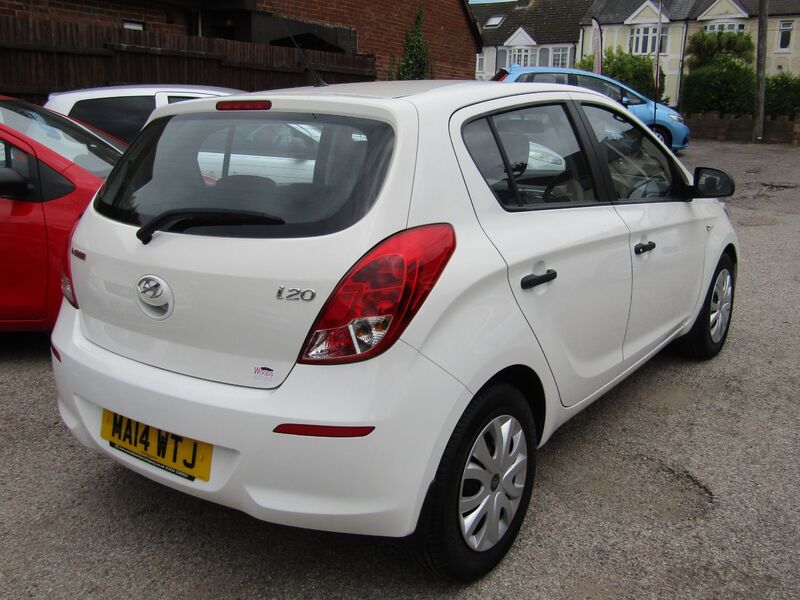 View HYUNDAI I20 CLASSIC  Only 45,000 miles, Service History