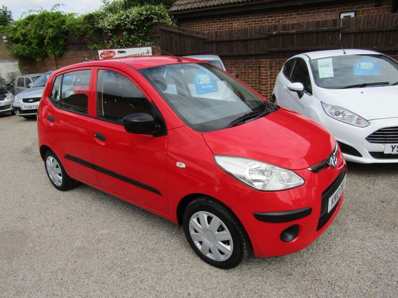View HYUNDAI I10 CLASSIC  Only 30,000 miles,  ONE LADY OWNER FROM NEW, Full Hyundai Service History,  13  Stamps