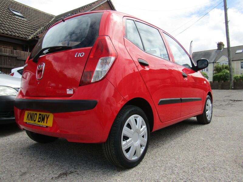 View HYUNDAI I10 CLASSIC  Only 30,000 miles,  ONE LADY OWNER FROM NEW, Full Hyundai Service History,  13  Stamps