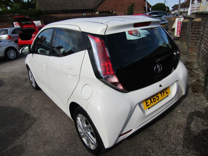 TOYOTA AYGO