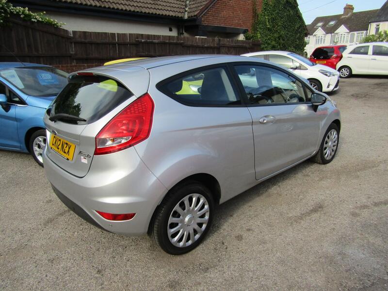 FORD FIESTA