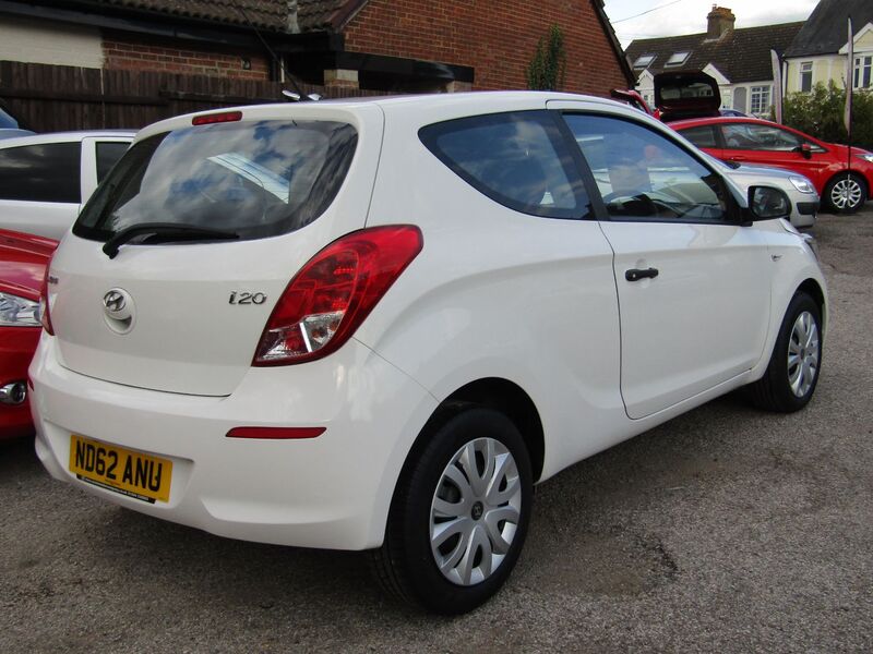 View HYUNDAI I20 CLASSIC  Only 81,000 miles,  Service History,  6 Services