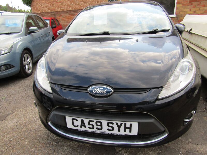 View FORD FIESTA ZETEC  Only 74,000 miles, Service History, 6 Service Stamps